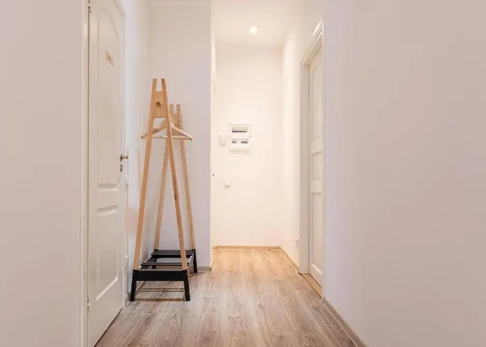 Center Comfort Πανσιόν *