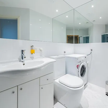 Center Comfort 招待所 *